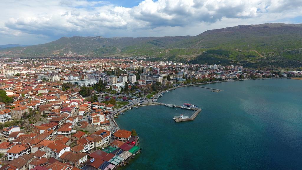 Apartment And Studio Damjan Ohrid Luaran gambar