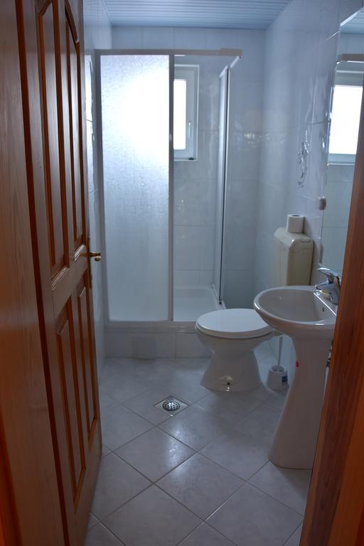Apartment And Studio Damjan Ohrid Luaran gambar