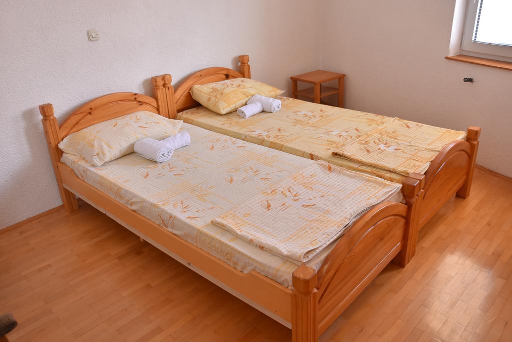 Apartment And Studio Damjan Ohrid Luaran gambar