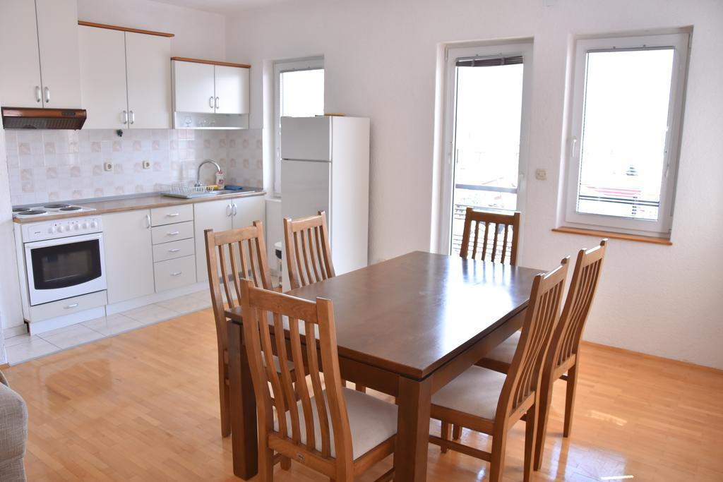 Apartment And Studio Damjan Ohrid Luaran gambar